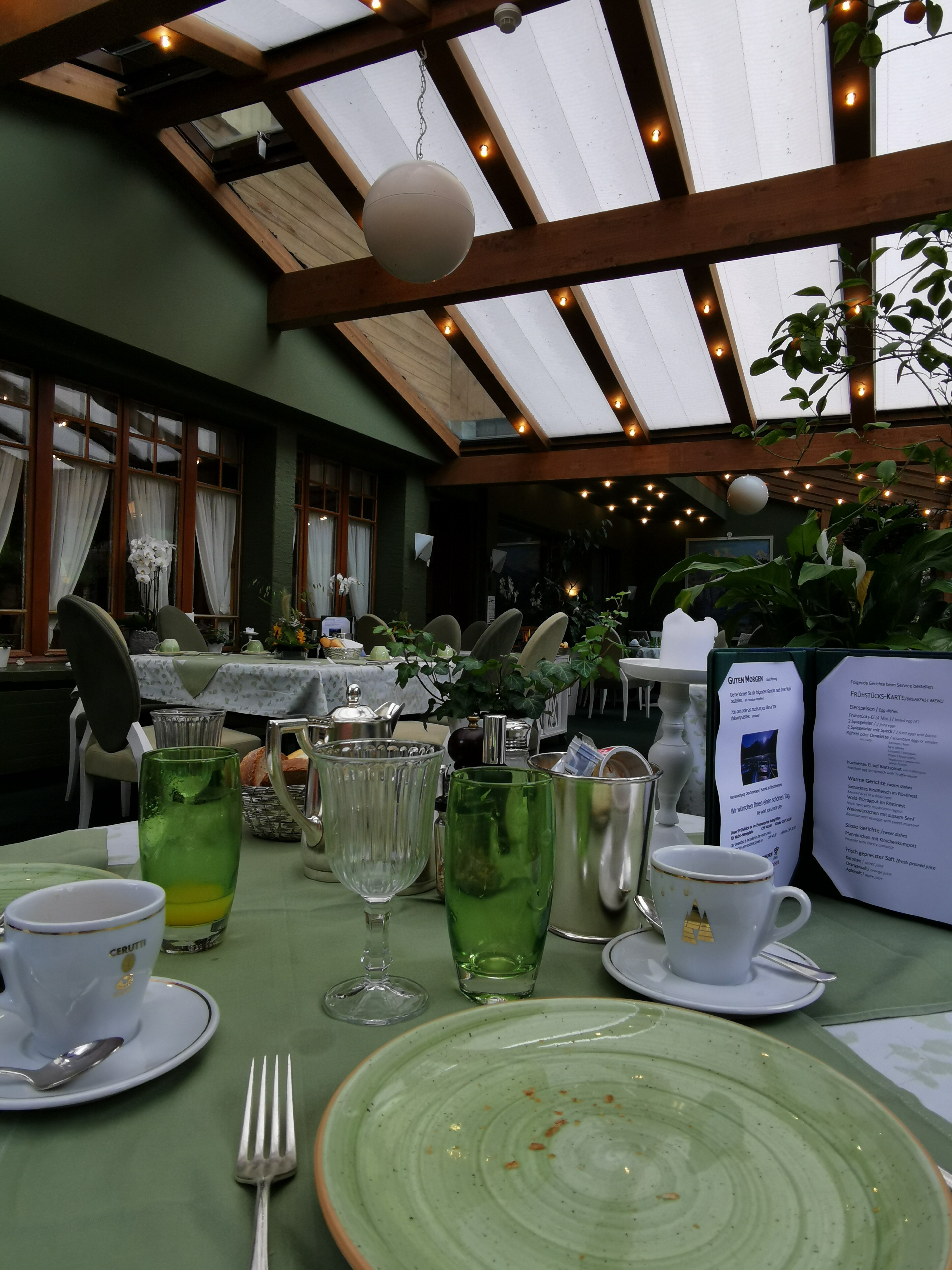 Waldhotel Doldenhorn-餐饮