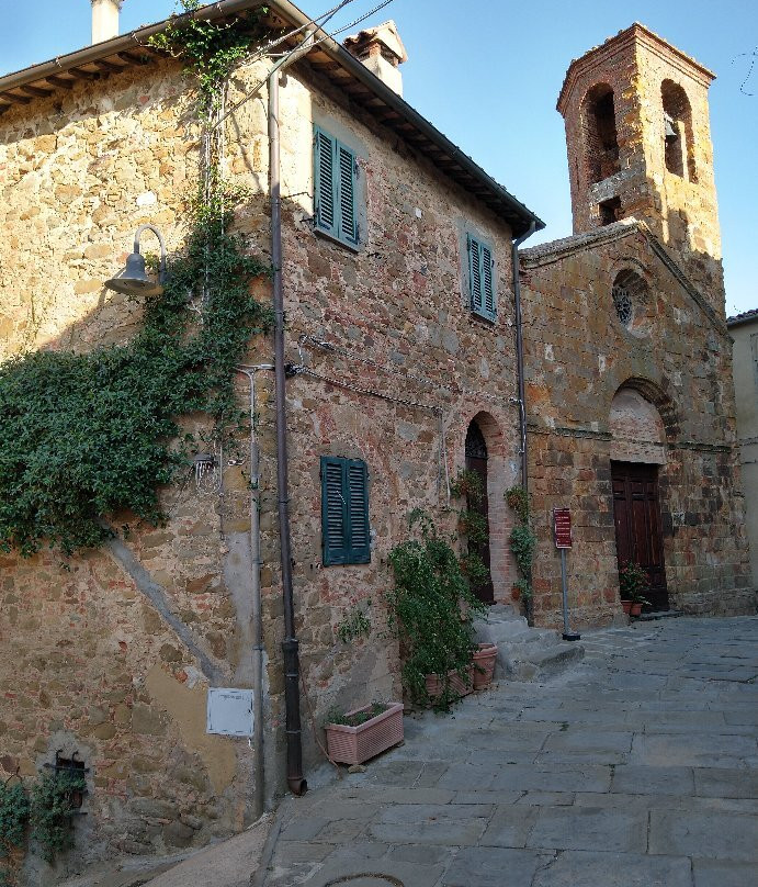 Chiesa di Santa Maria-Pereta必去景点