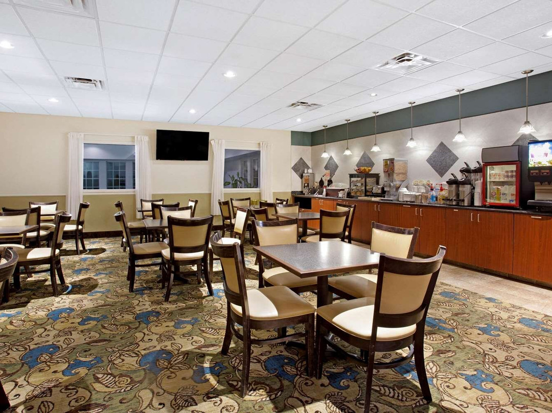 波卡塔克拉金塔旅馆及套房酒店主图