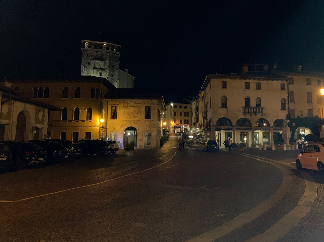 Piazza Garibaldi景点图片