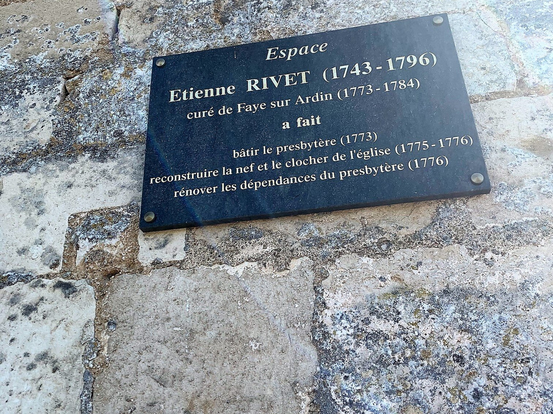 Église Saint-vivien (faye-sur-ardin)-Ardin必去景点