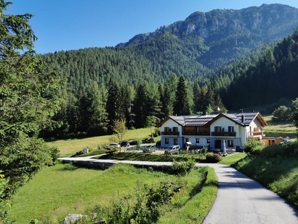Chalet Albergo Abete Rosso-浴室