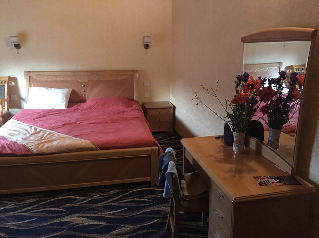 Nairi Hotel主图