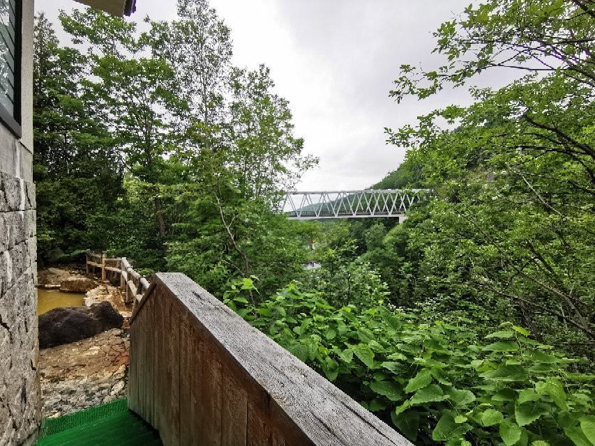 汤元白金温泉酒店主图