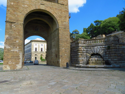 Torre di San Niccolo-佛罗伦萨必去景点