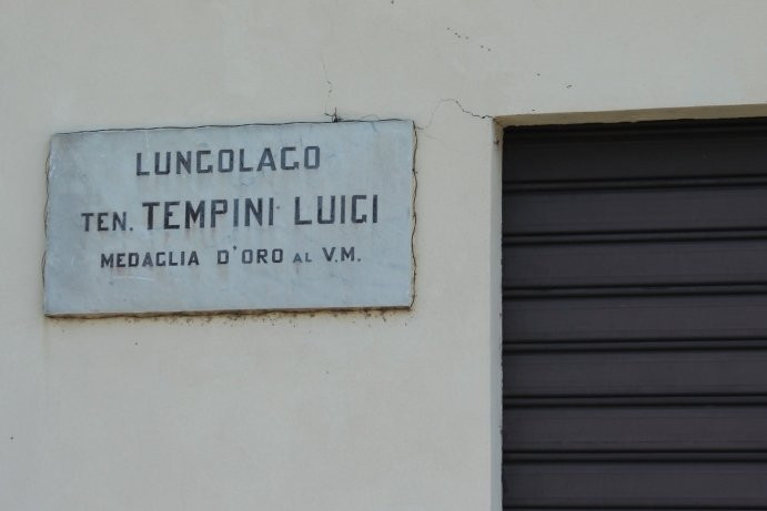 Lungolago Luigi Tempini景点图片