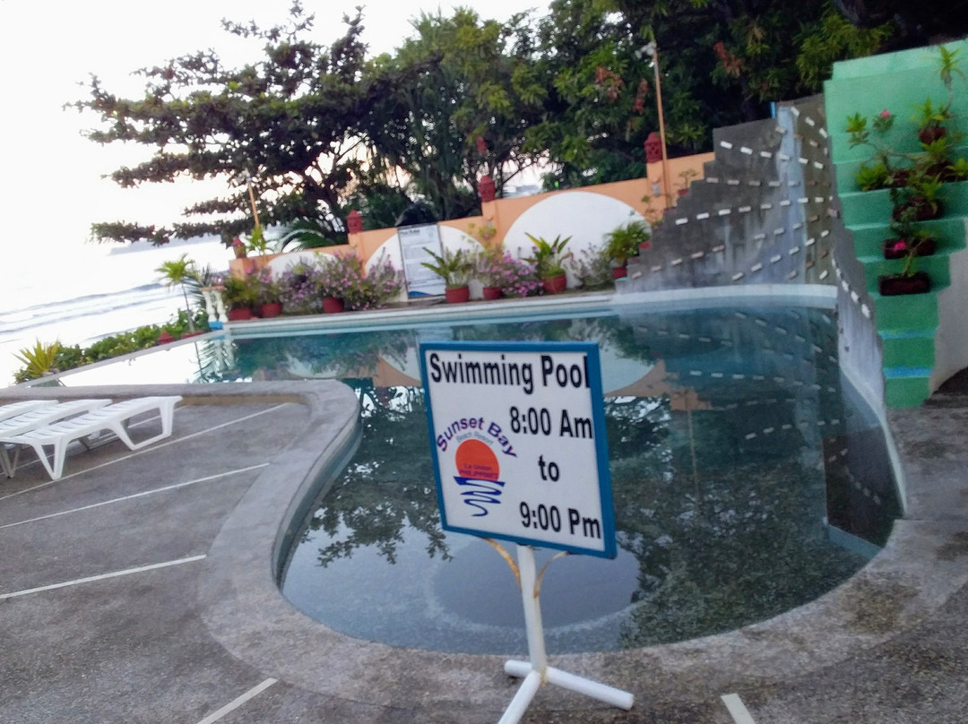 Sunset Bay Beach Resort主图