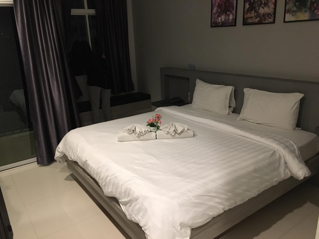 Evergreen Suite Hotel主图