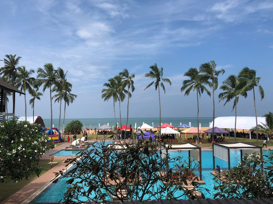 素里亚度假酒店主图