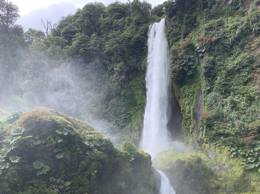 Salto El Leon景点图片