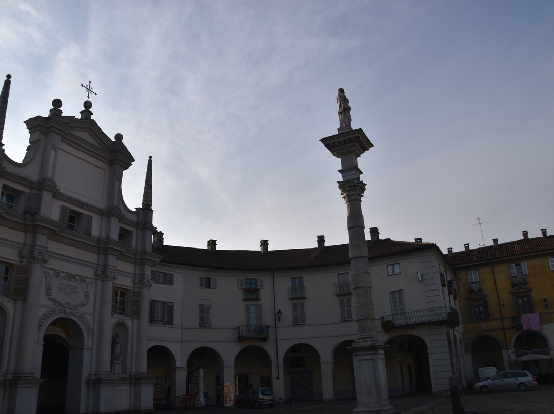 Chiesa dell'Annunziata-韦纳里亚雷亚莱必去景点