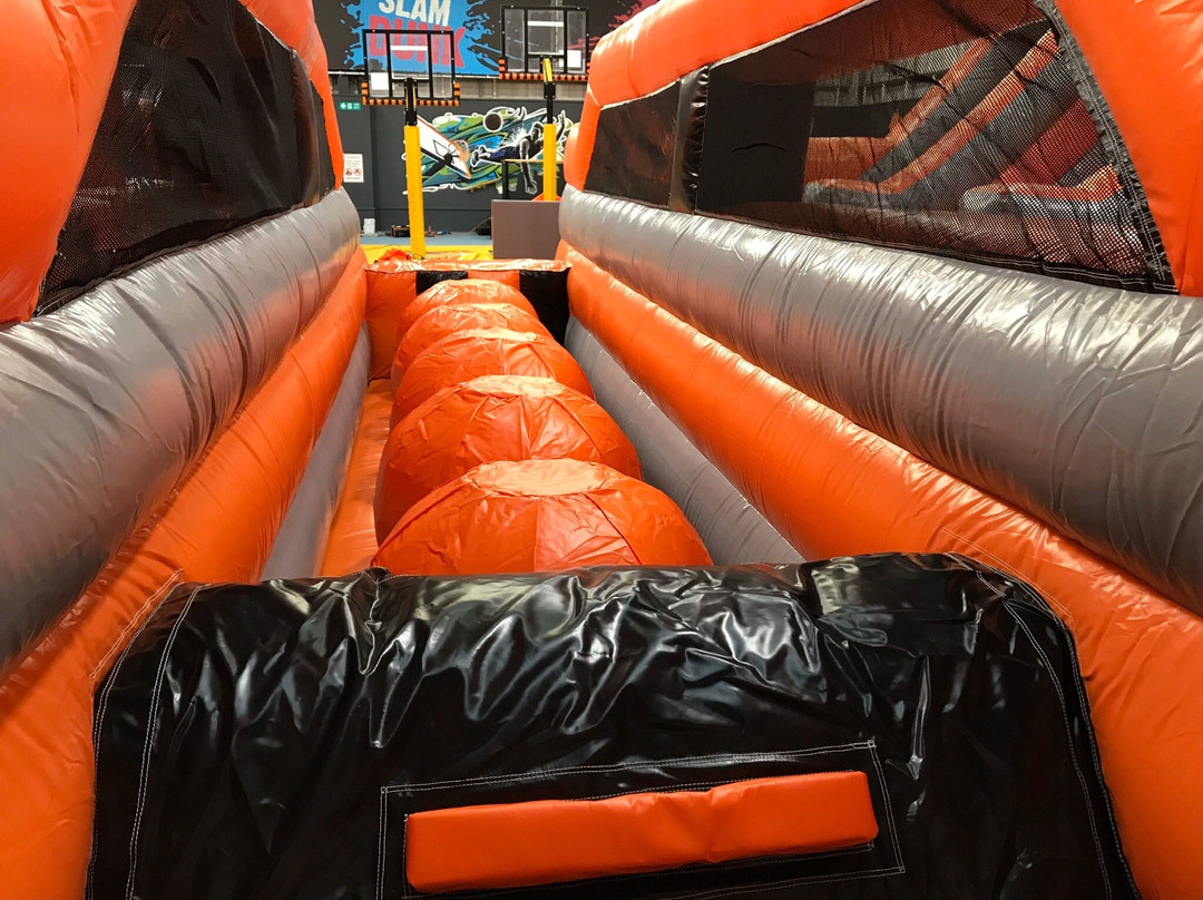 Air Vault Inflatable & Trampoline Park景点图片