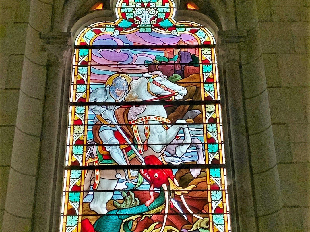 Eglise Saint Hilaire景点图片