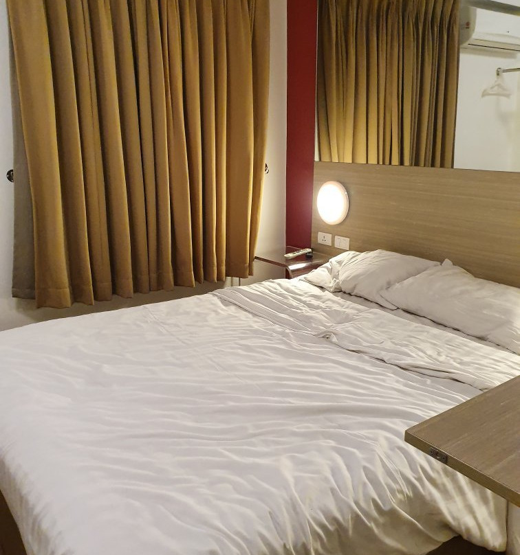 卡加延德奥罗红色星球酒店主图