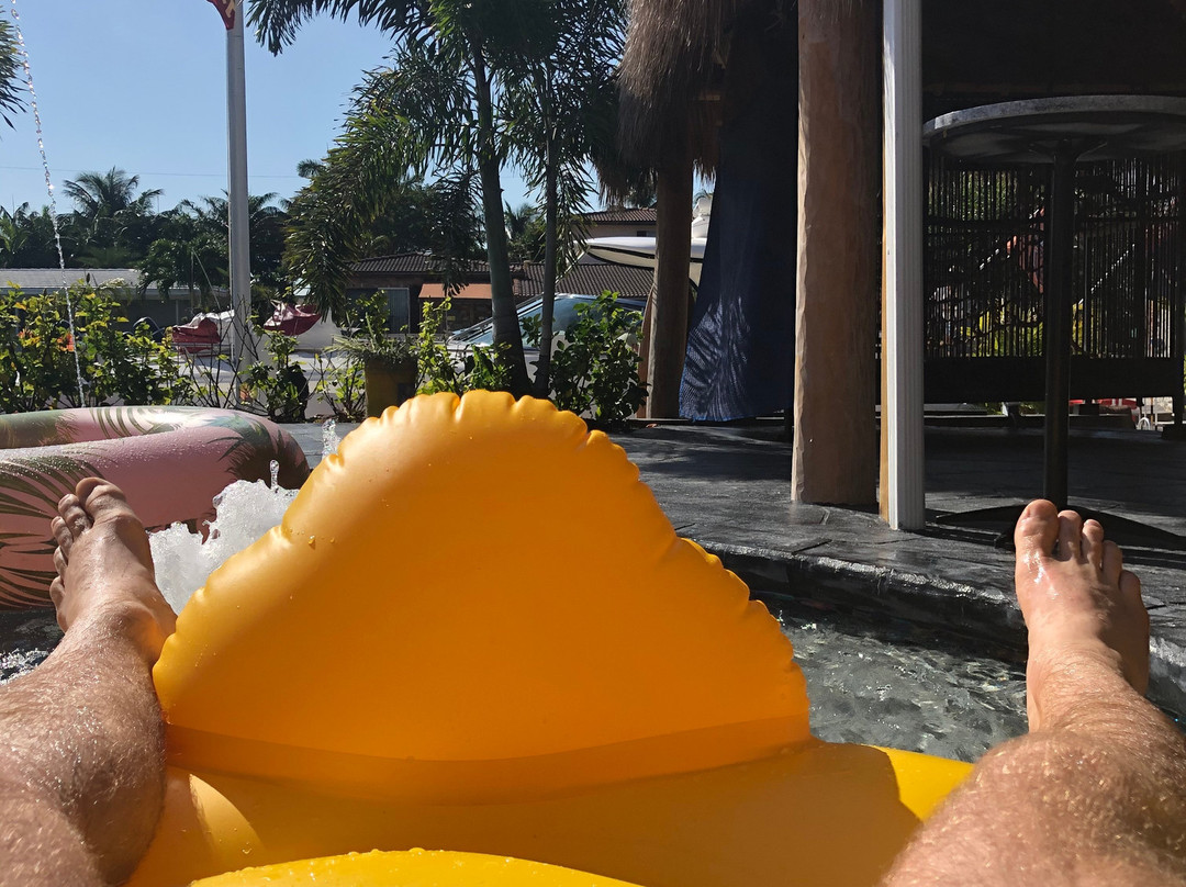 Aquaholics Florida-庞帕诺比奇必去景点