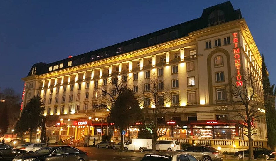 Ramada by Wyndham Plovdiv Trimontium-浴室