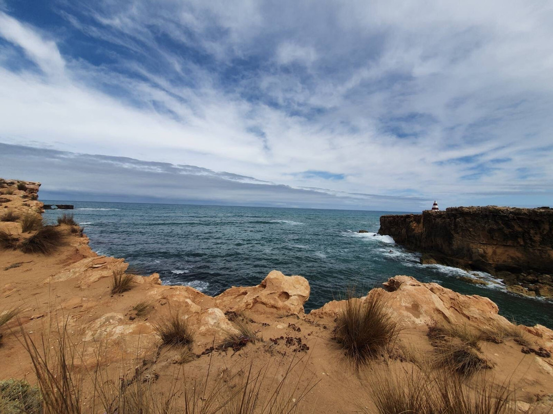 Cape Dombey Obelisk-罗布必去景点