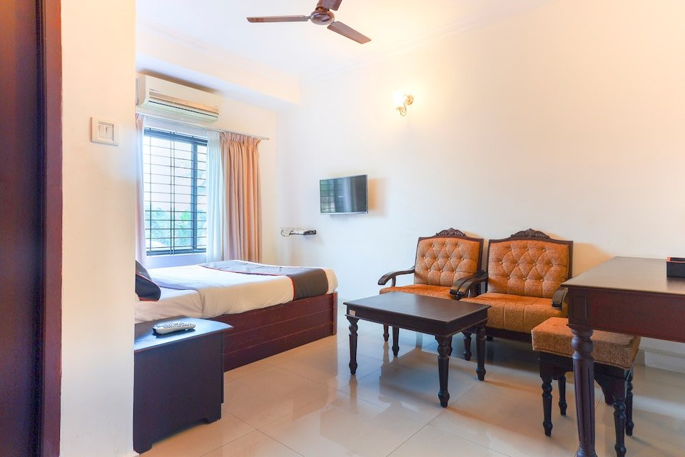Hotel Gee Bee Palace主图