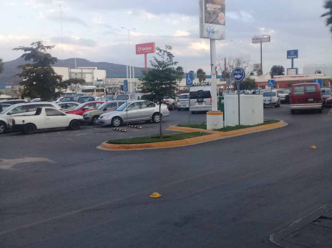 Galerias Metropolitanas Uriangato景点图片