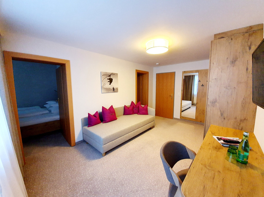 Austria Alpinhotel主图