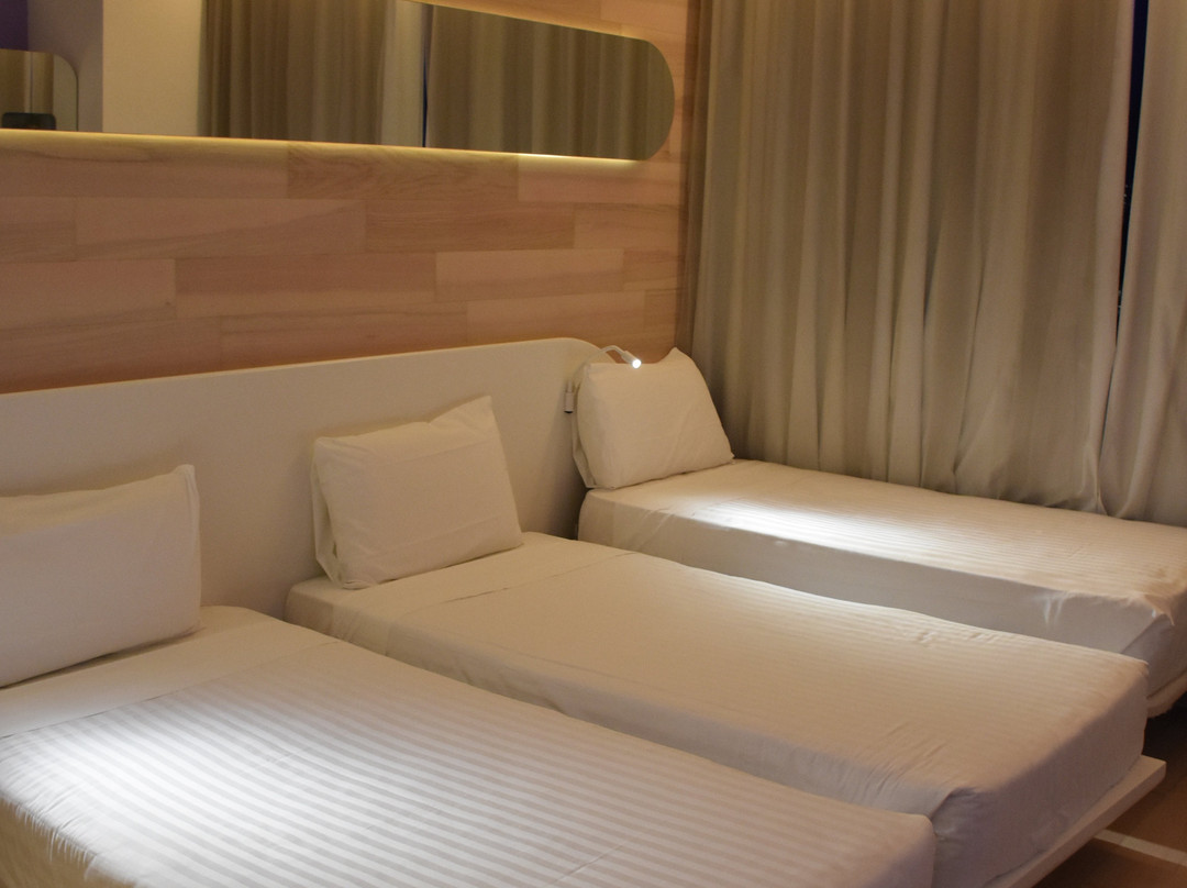 B4米兰酒店主图