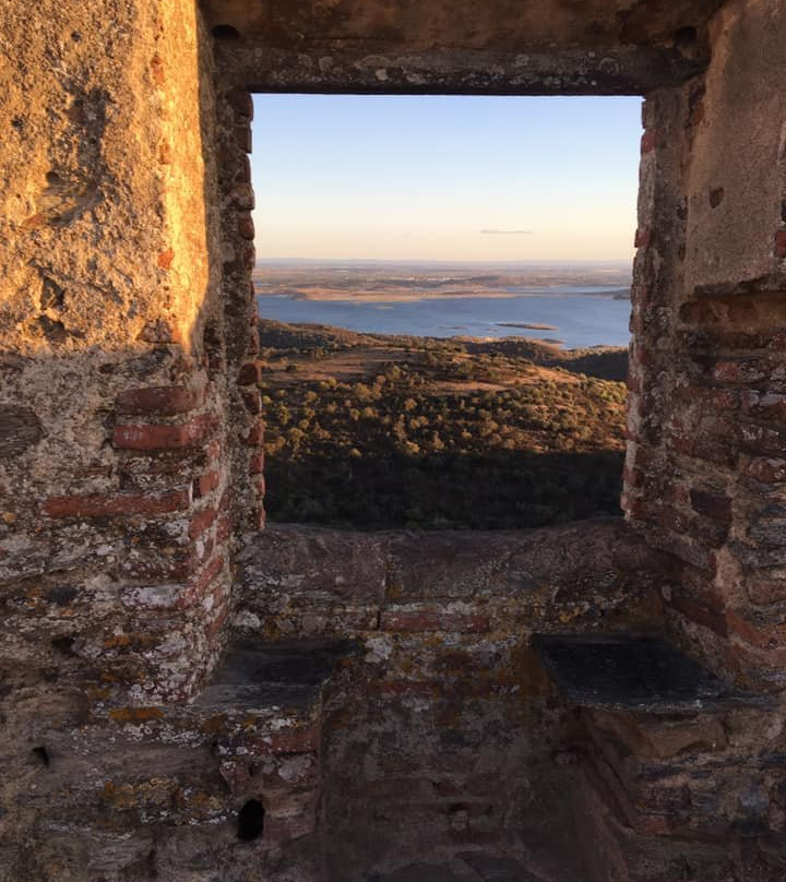 Monsaraz Castle and Walls-蒙萨拉斯必去景点