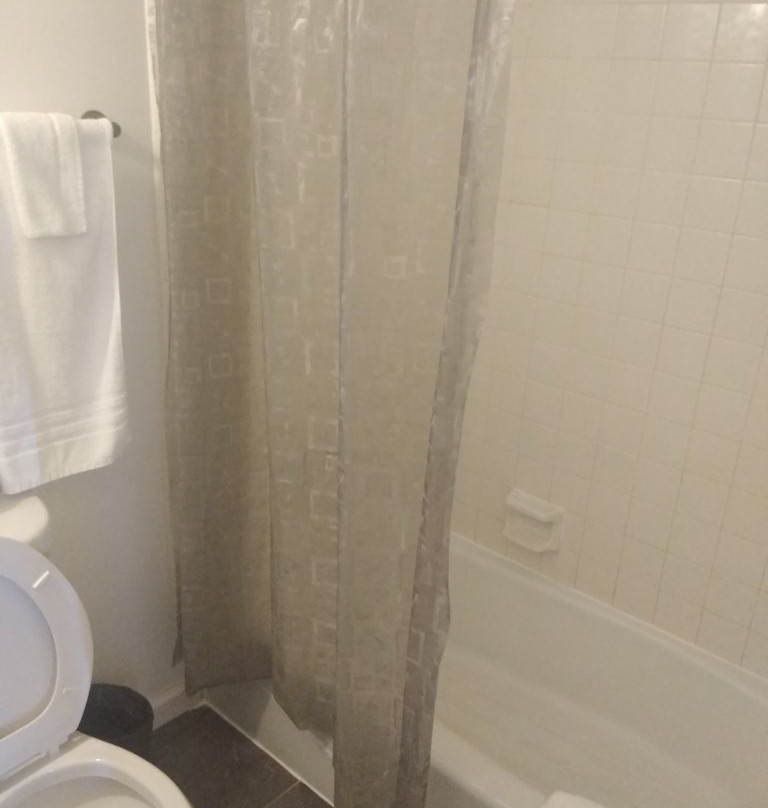 Jefferson Inn & Suites主图