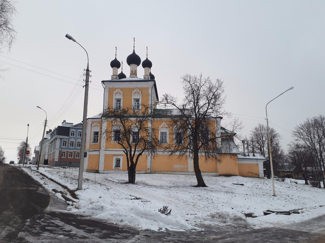 Church of The Holy Martyrs Florus and Laurus景点图片