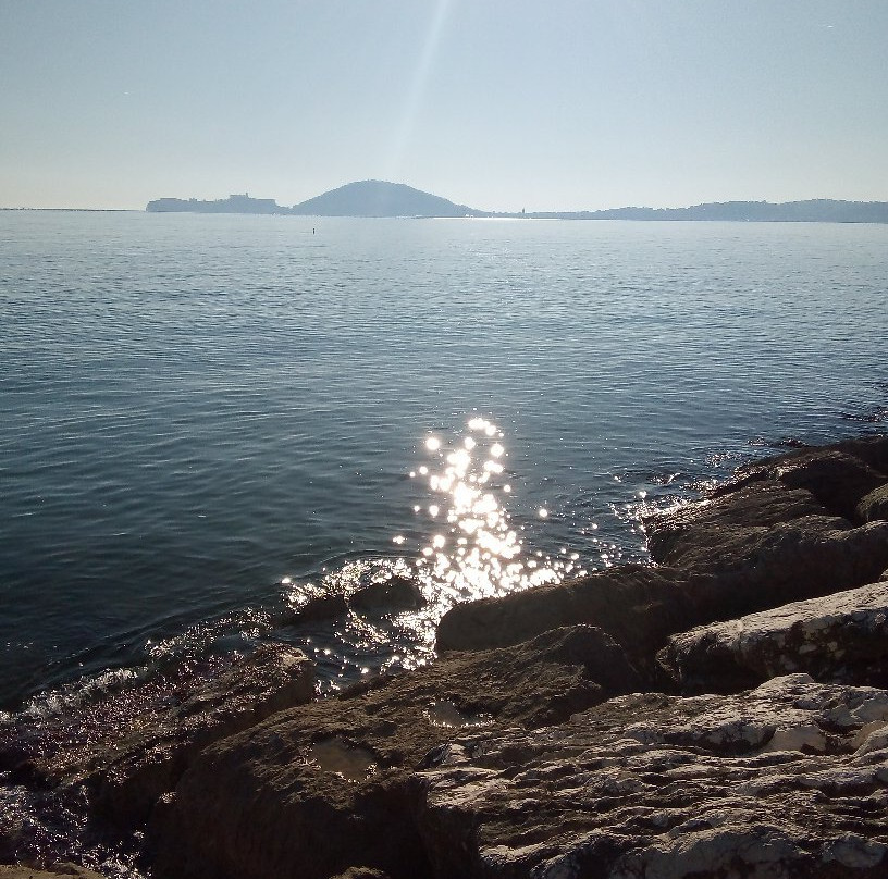 Spiaggia di Vindicio-Formia必去景点