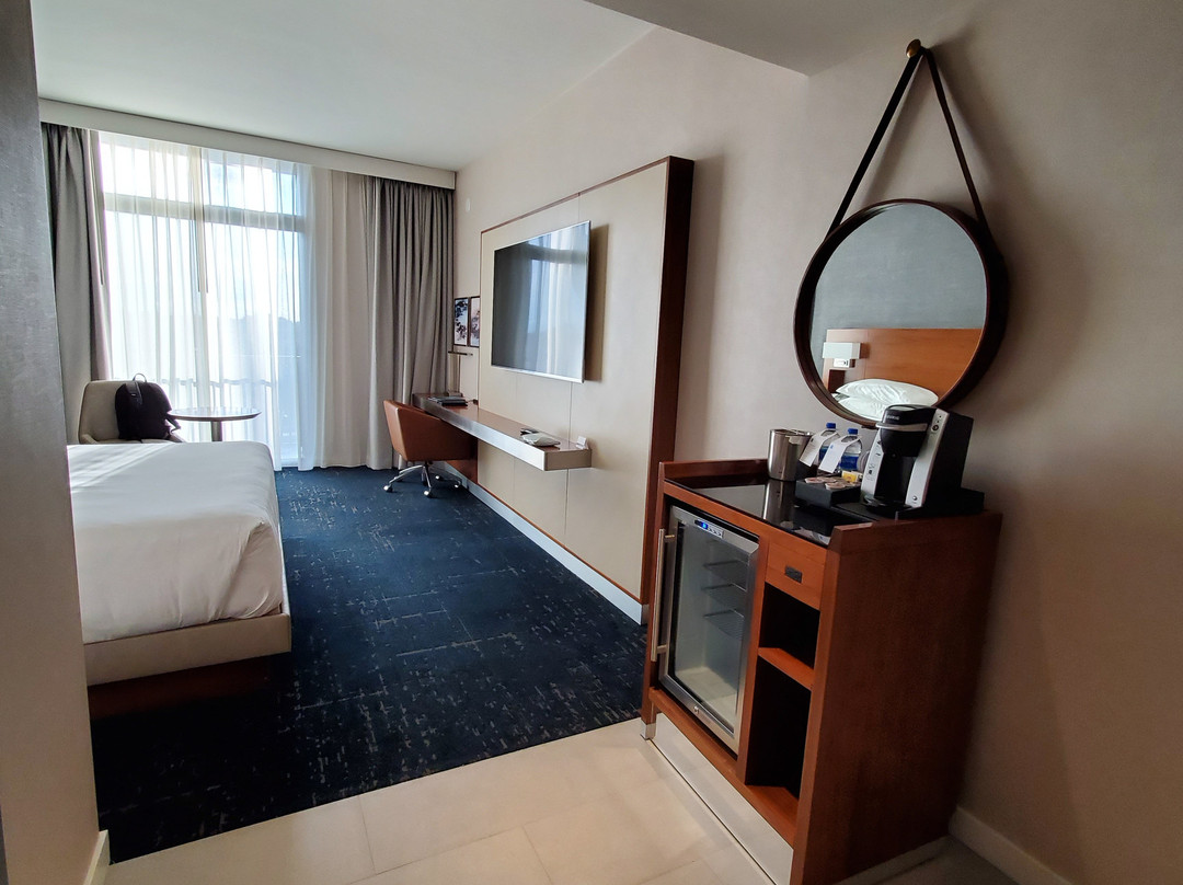 Hyatt Regency Newport Beach West主图