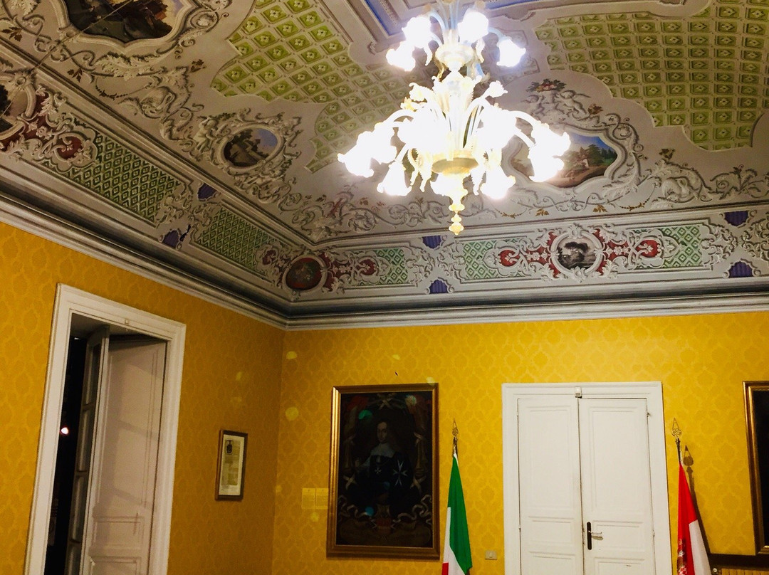 Palazzo Della Cultura-莫迪卡必去景点