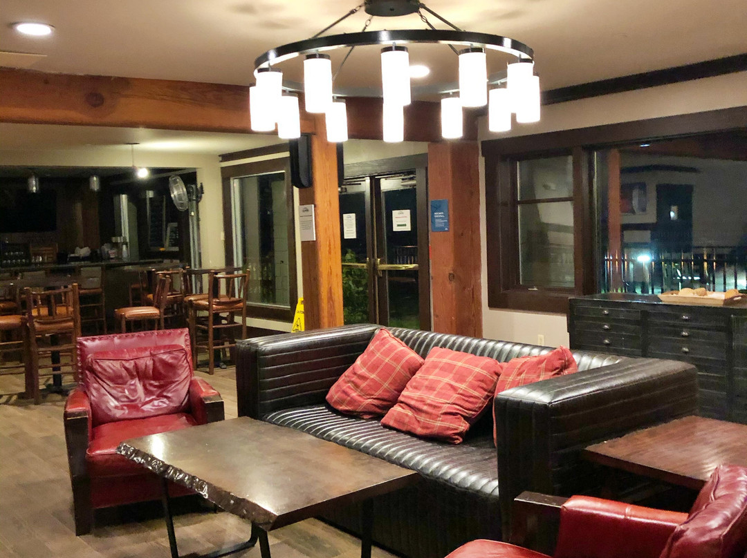 Killington Mountain Lodge, Tapestry Collection by Hilton主图