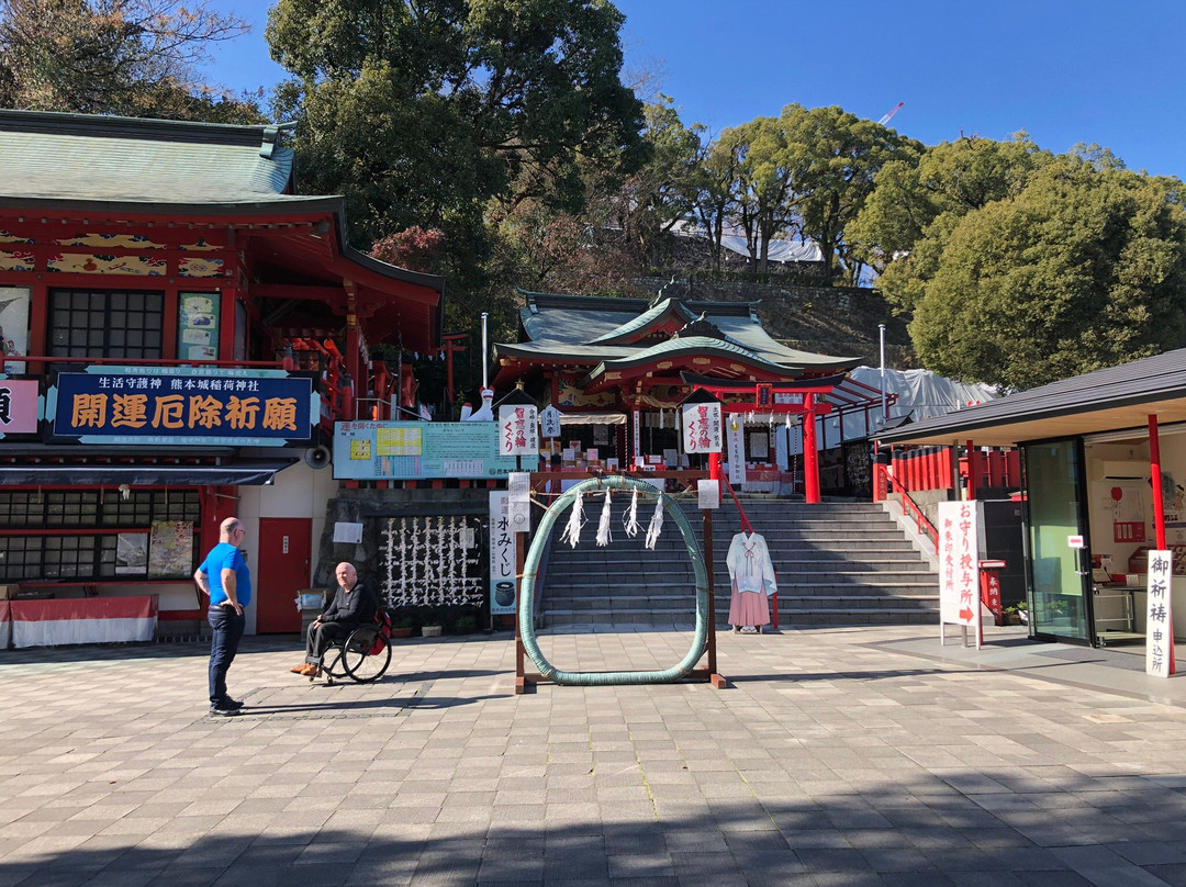 Kumamoto Castle Inari Shrine景点图片