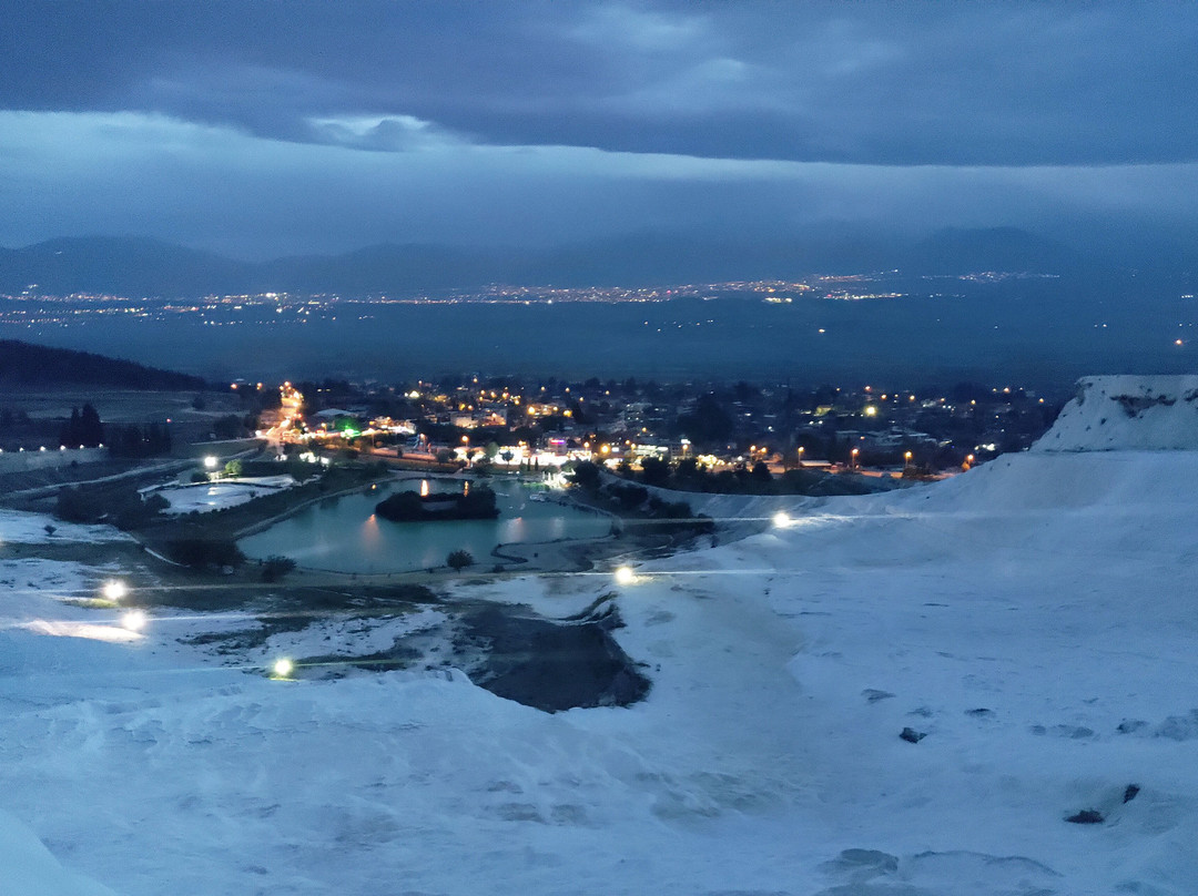 棉花堡温泉池景点图片