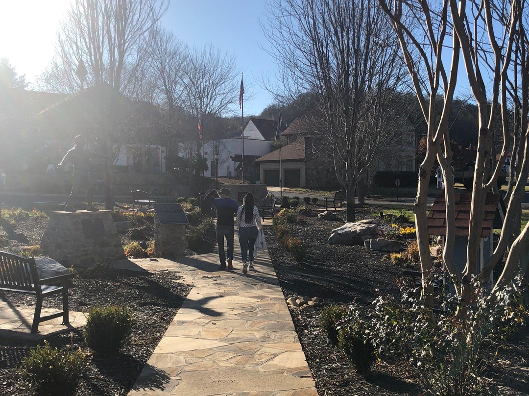 Helen Veterans Park-海伦必去景点