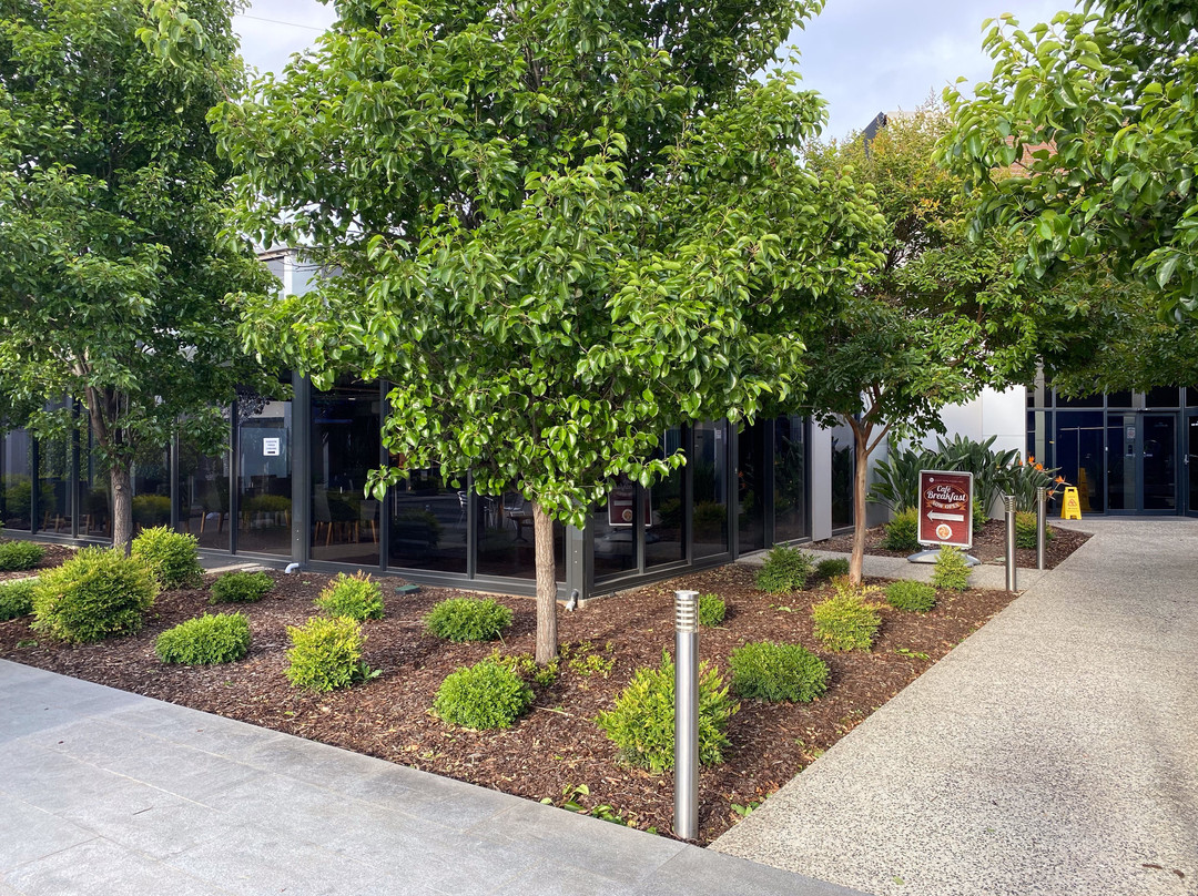 泰勒湖品质酒店主图