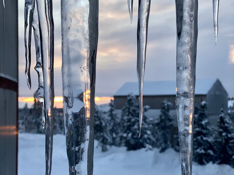奥罗拉山旅馆主图