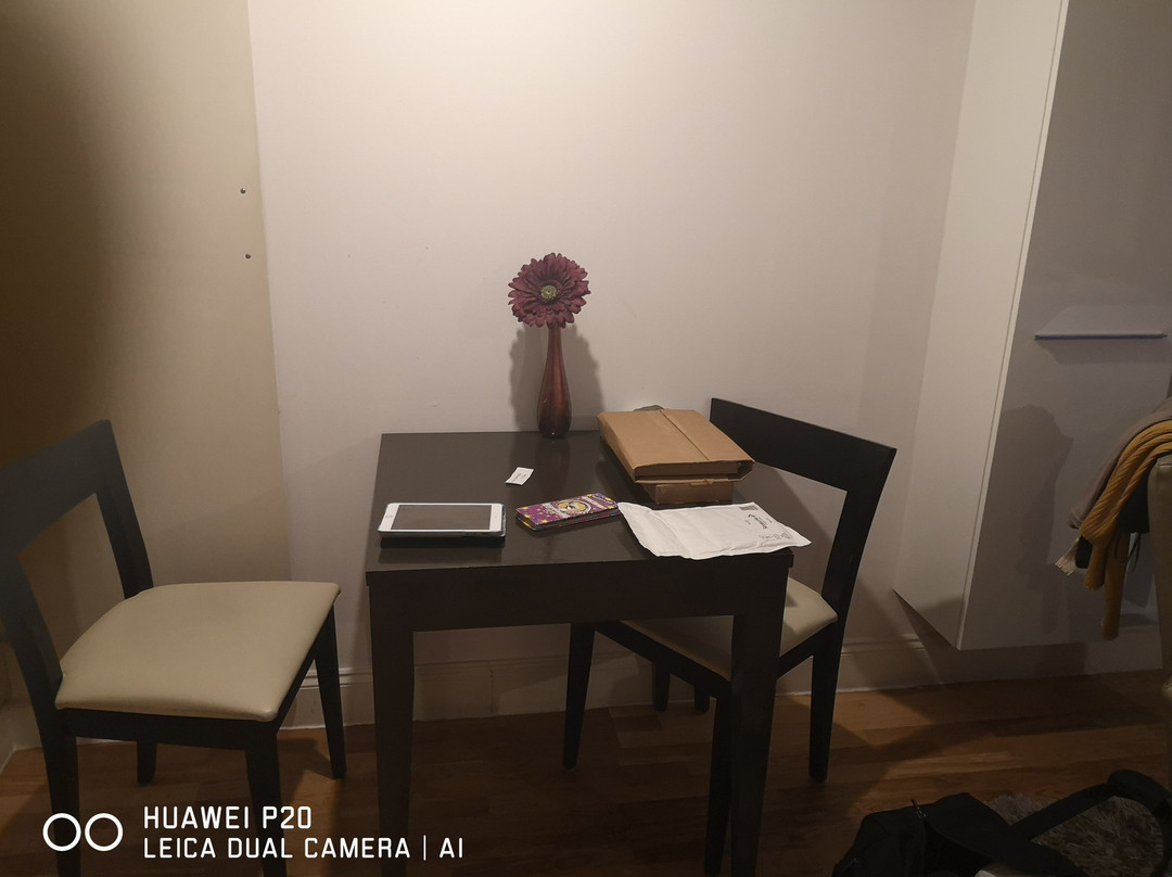 最佳西方梅翠思套房酒店主图