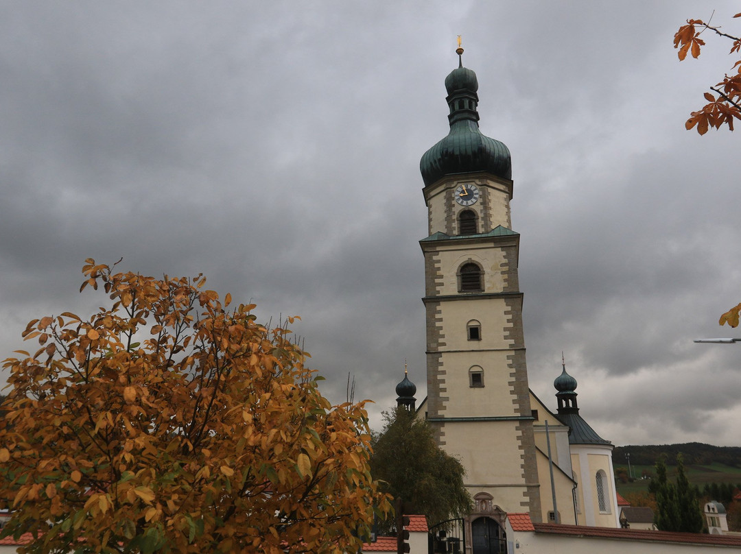 Wallfahrtskirche Maria Geburt-Neukirchen beim Heiligen Blut必去景点
