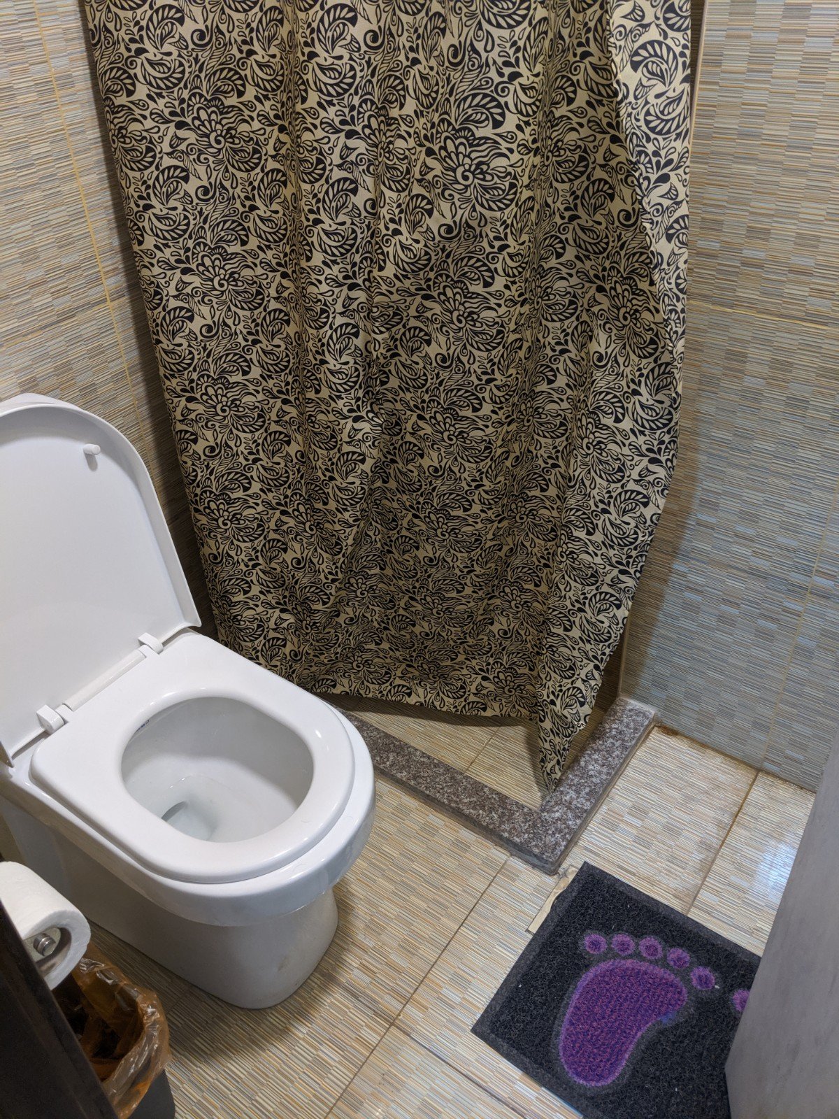 Grape Village Hotel-浴室