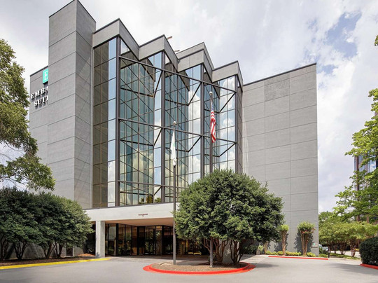 Embassy Suites by Hilton Atlanta Perimeter Center主图