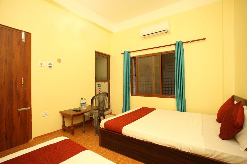 SPOT ON 503 Lisno Restaurant And Lodge主图