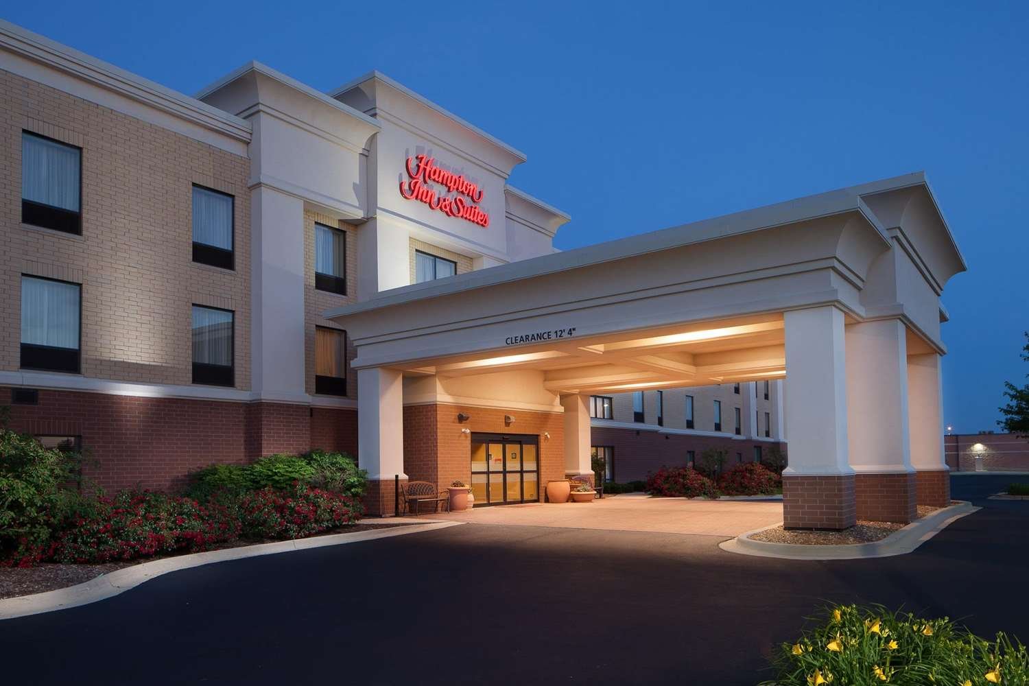 Hampton Inn & Suites Chicago/St. Charles-官方
