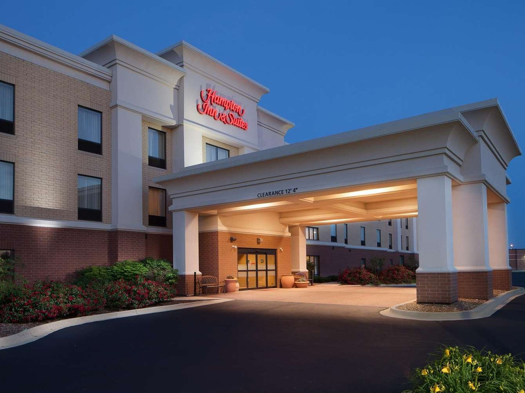 Hampton Inn & Suites Chicago/St. Charles主图