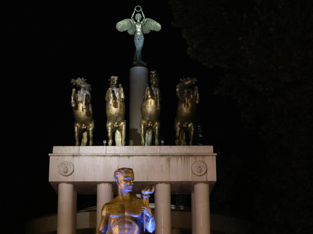 Fallen Heroes of Macedonia-斯科普里必去景点