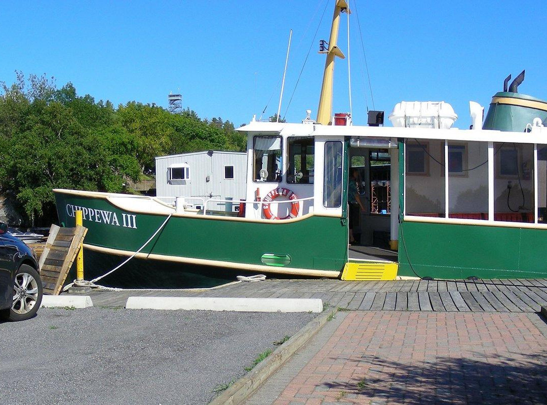 帕里桑德旅游景点-Port Dalhousie Cruise Line