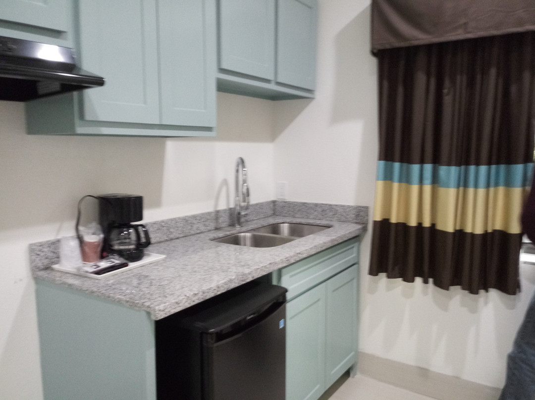 Scottish Inn & Suites主图