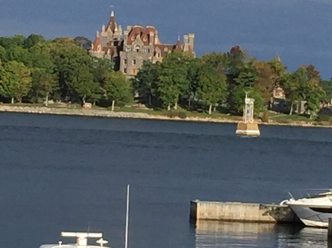 Riveredge Resort主图