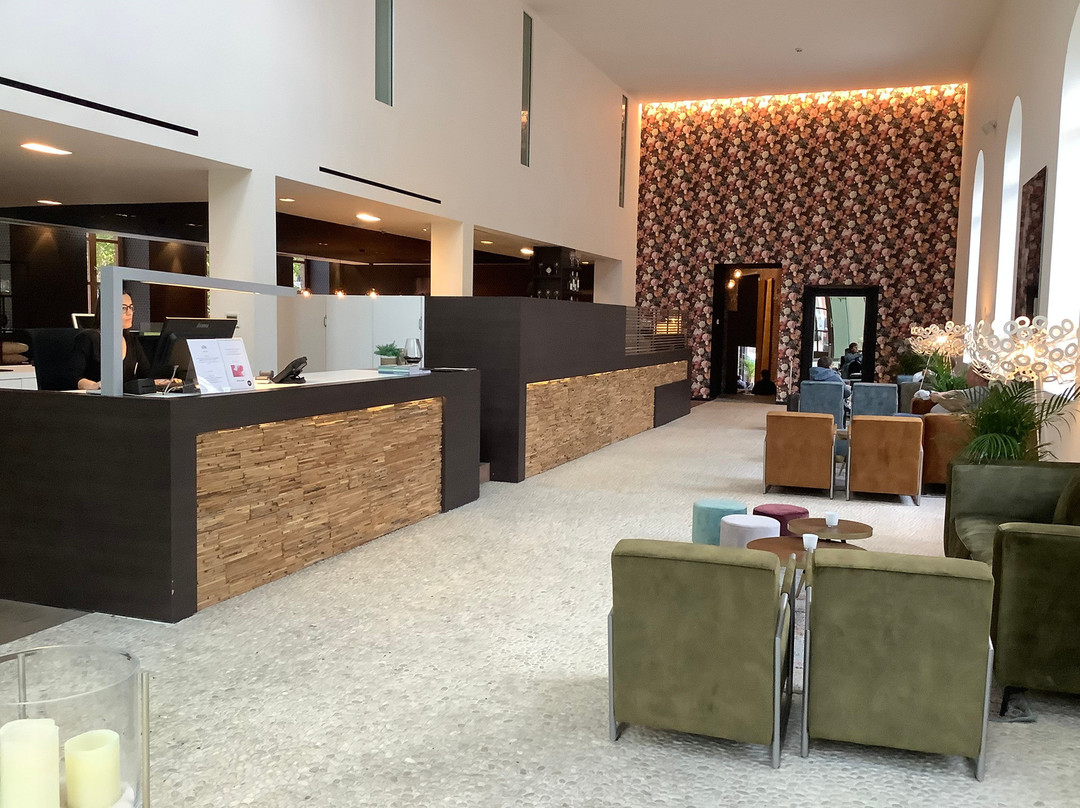 Eburon Hotel - Different Hotels主图