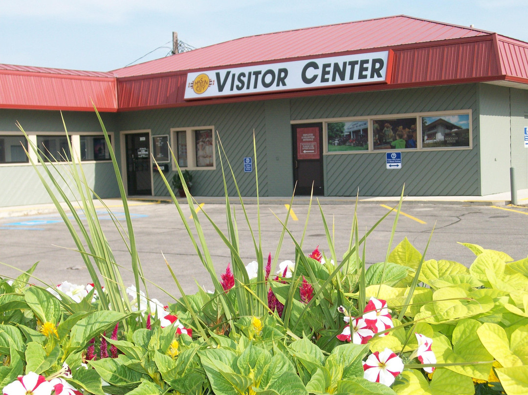 Mason City Visitor Information Center景点图片